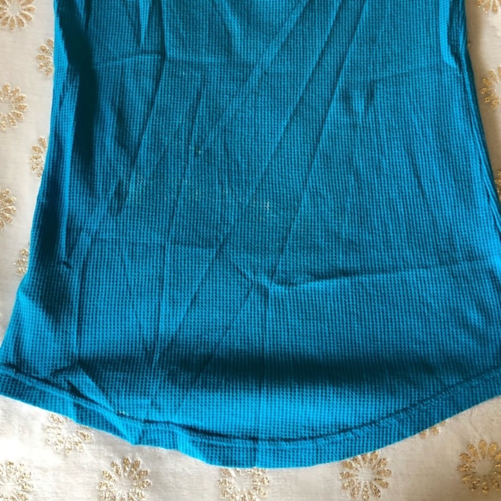 Aero Blue Graphic Tee and Heart Print Pajama Set - Picture 4 of 11